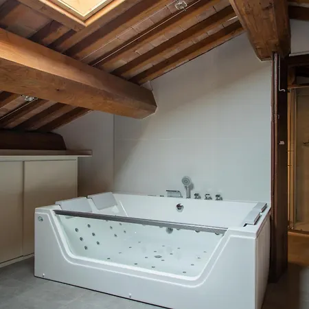 Maison Le Flaneur * LʼAquila